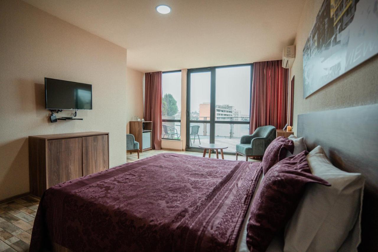 Hotel Grand View In 第比利斯 外观 照片